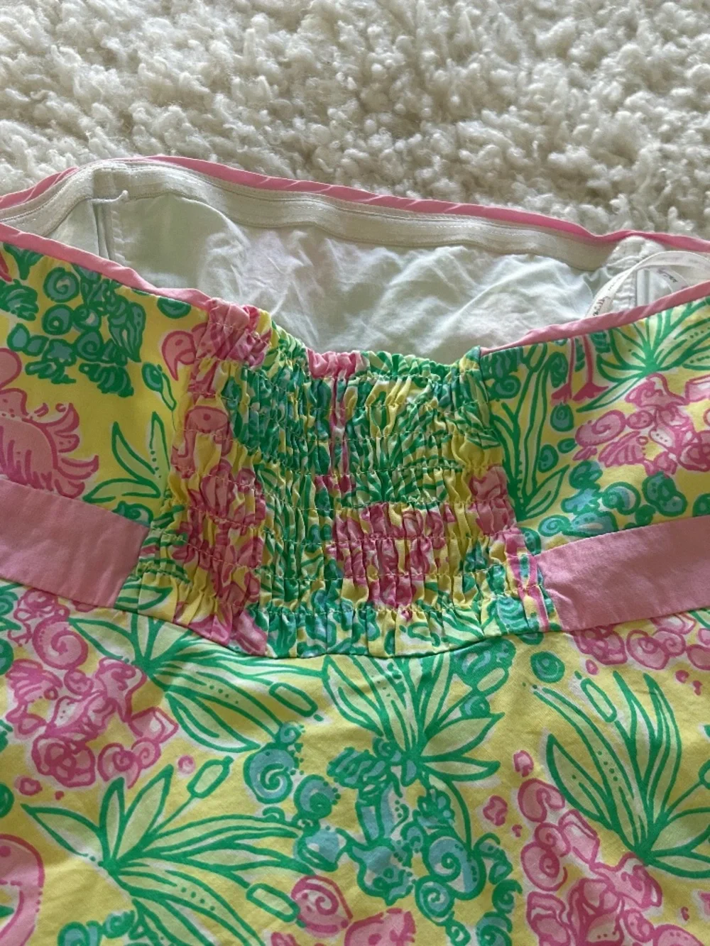 LILLY PULITZER PINK GREEN FLAMINGO STRAPLESS TOP SIZE 2 - Picture 8 of 9
